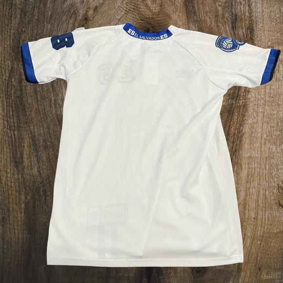 Umbro El Salvador Jersey Medium - Picture 3 of 4